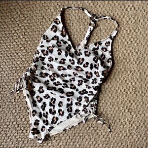 Kona Sol leopard print size large swimsuit